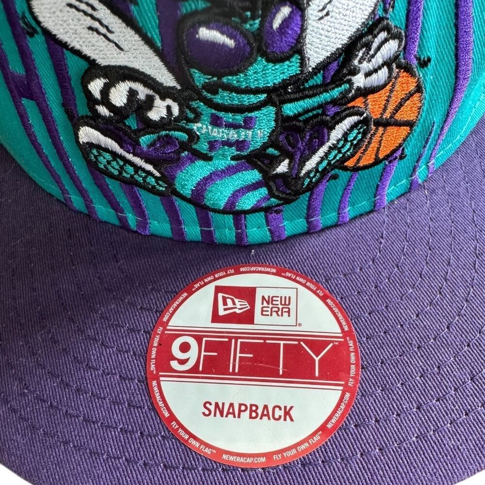 Charlotte Hornets Hat Cap Snap Back New Era Hardwood Classic 9Fifty Purple Teal - Picture 2 of 9